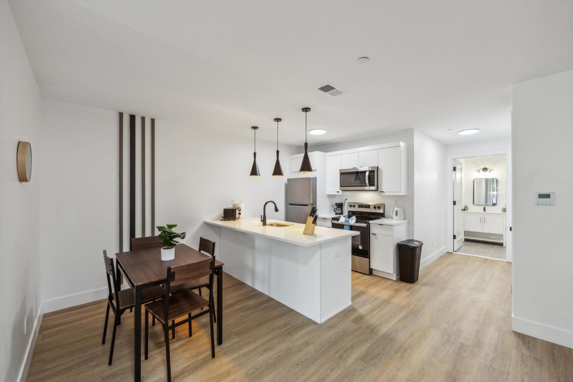 Beautiful New Apartment I 1 Bedroom 1 Bathroom Уилмингтон Экстерьер фото